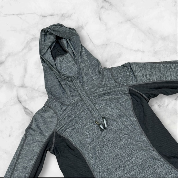 Lululemon Run Ambition Stay On Course Pullover‎ Hoodie  Black Size 4 Running - Picture 5 of 9